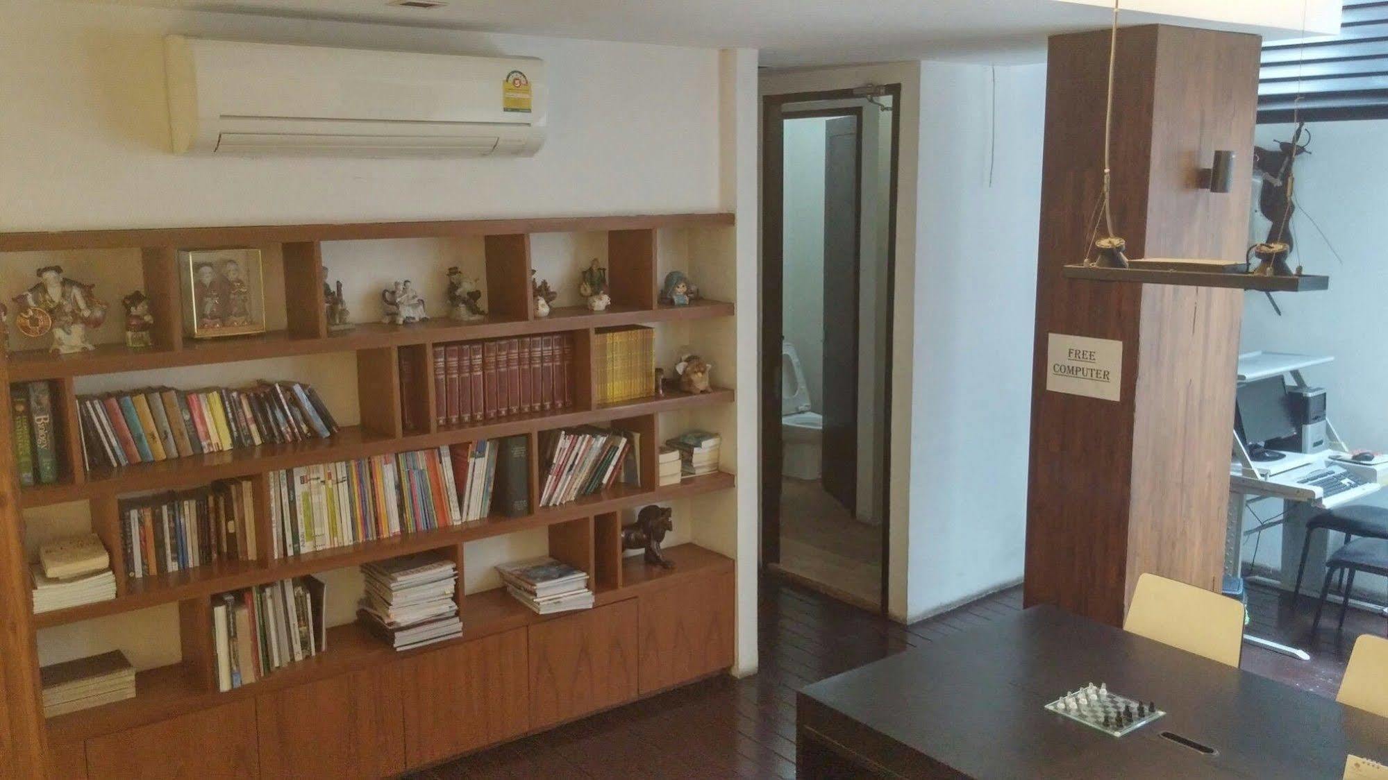 앳 원 인 후알람퐁 호텔 방콕 외부 사진